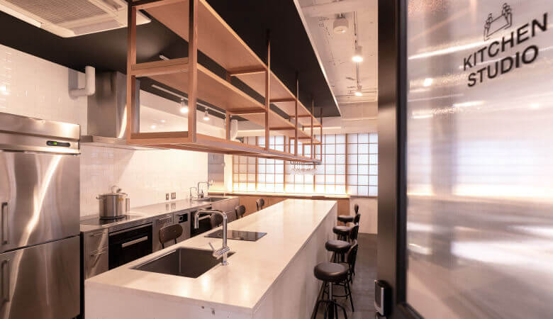 8F Kitchen Studio